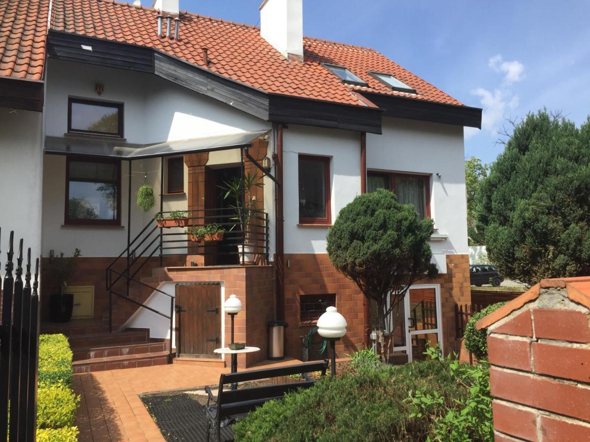 A-Piramida Appartement Wrocław Buitenkant foto