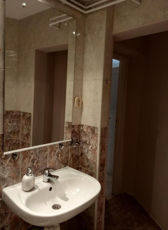 A-Piramida Appartement Wrocław Buitenkant foto