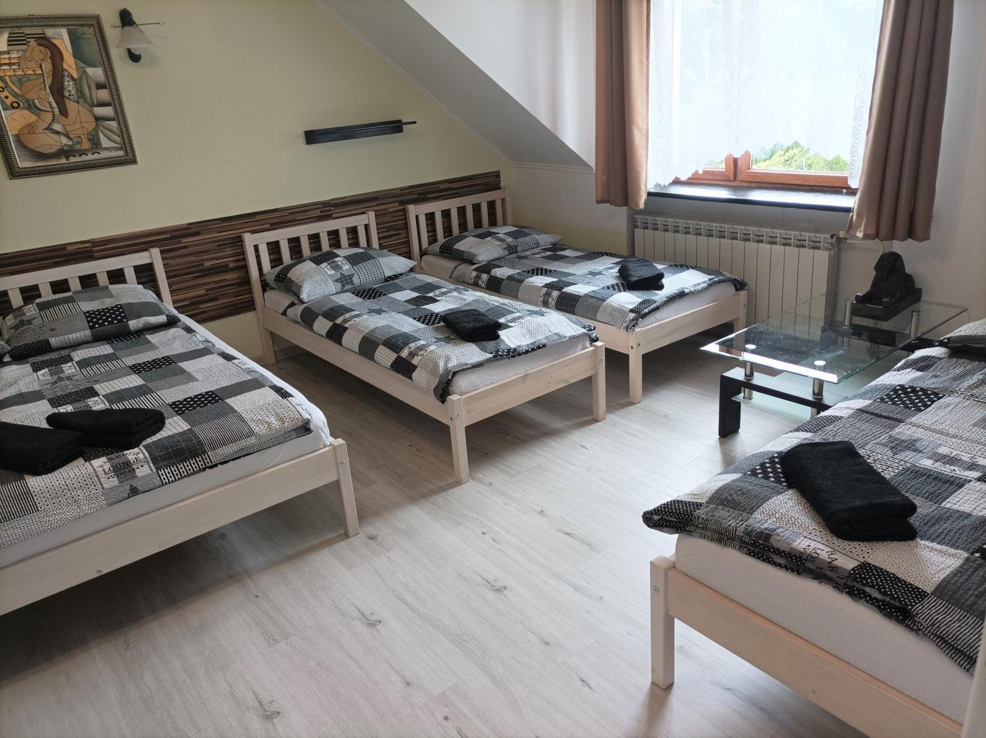 A-Piramida Appartement Wrocław Buitenkant foto